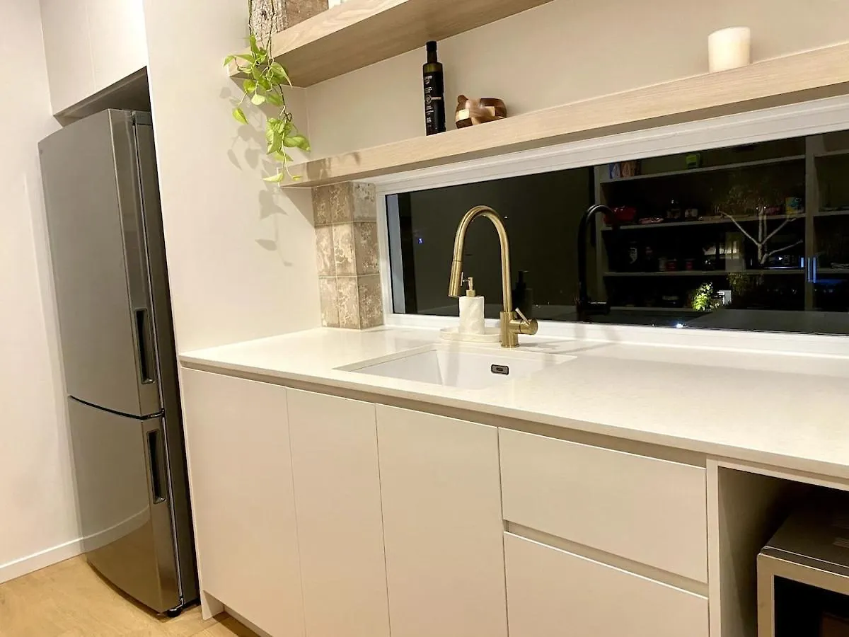 Villa Alysea At Runaway Bay Gold Coast
